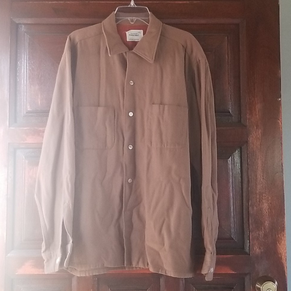 Men's tan long sleeve flannel